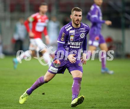 Fussball Bundesliga. SK Austria Klagenfurt gegen SV Guntamatic Ried.  Turgay Gemicibasi (Klagenfurt). Klagenfurt, am 27.2.2022.
Foto: Kuess
www.qspictures.net
---
pressefotos, pressefotografie, kuess, qs, qspictures, sport, bild, bilder, bilddatenbank