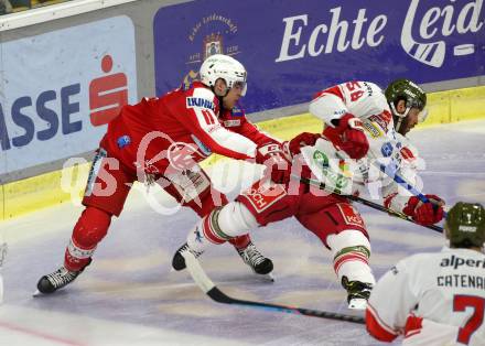 EBEL. Eishockey Bundesliga. KAC gegen	HCB Suedtirol Alperia. Lukas Haudum,  (KAC),  Mathew Maione (Bozen). Klagenfurt, am 2.3.2022.
Foto: Kuess
www.qspictures.net

---
pressefotos, pressefotografie, kuess, qs, qspictures, sport, bild, bilder, bilddatenbank