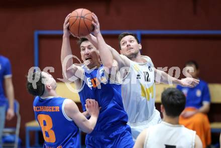 Basketball Zweite Liga 2021/2022. Grunddurchgang 18. Runde.  Woerthersee Piraten gegen 	BBU Salzburg.  Jan-Arne Apschner (Piraten),  Guillermo Sanchez Daza  (Salzburg). Klagenfurt, am 5.3.2022. 
Foto: Kuess
www.qspictures.net

---
pressefotos, pressefotografie, kuess, qs, qspictures, sport, bild, bilder, bilddatenbank