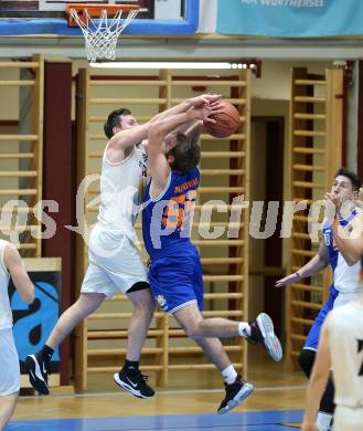 Basketball Zweite Liga 2021/2022. Grunddurchgang 18. Runde.  Woerthersee Piraten gegen 	BBU Salzburg.  Jan-Arne Apschner (Piraten),  Luka Milovac (Salzburg). Klagenfurt, am 5.3.2022. 
Foto: Kuess
www.qspictures.net

---
pressefotos, pressefotografie, kuess, qs, qspictures, sport, bild, bilder, bilddatenbank