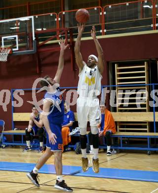 Basketball Zweite Liga 2021/2022. Grunddurchgang 18. Runde.  Woerthersee Piraten gegen 	BBU Salzburg.  Shawn Ray (Piraten),  Luka Milovac (Salzburg). Klagenfurt, am 5.3.2022. 
Foto: Kuess
www.qspictures.net

---
pressefotos, pressefotografie, kuess, qs, qspictures, sport, bild, bilder, bilddatenbank