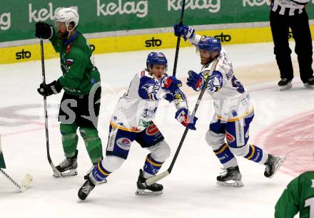 EBEL. Eishockey Bundesliga. VSV gegen HK SZ Olimpija Ljubljana. Torjubel Benjamin Lanzinger, Alexander Rauchenwald  (VSV). Villach, am 9.3.2022.
Foto: Kuess
www.qspictures.net
---
pressefotos, pressefotografie, kuess, qs, qspictures, sport, bild, bilder, bilddatenbank