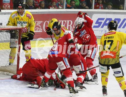 EBEL. Eishockey Bundesliga. KAC gegen	spusu Vienna Capitals.  Sebastian Dahm, Thomas Kochm Martin Schumnig (KAC), James Sheppard  (Vienna Capitals). Klagenfurt, am 11.3.2022.
Foto: Kuess
www.qspictures.net

---
pressefotos, pressefotografie, kuess, qs, qspictures, sport, bild, bilder, bilddatenbank