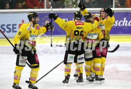 EBEL. Eishockey Bundesliga. KAC gegen	spusu Vienna Capitals. Torjubel Nikolaus Hartl, Nicolai Meyer, Anton Karlsson, James Sheppard  (Vienna Capitals). Klagenfurt, am 11.3.2022.
Foto: Kuess
www.qspictures.net

---
pressefotos, pressefotografie, kuess, qs, qspictures, sport, bild, bilder, bilddatenbank