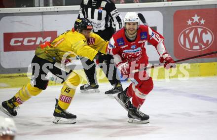 EBEL. Eishockey Bundesliga. KAC gegen	spusu Vienna Capitals. Manuel Ganahl,  (KAC), James Sheppard  (Vienna Capitals). Klagenfurt, am 11.3.2022.
Foto: Kuess
www.qspictures.net

---
pressefotos, pressefotografie, kuess, qs, qspictures, sport, bild, bilder, bilddatenbank