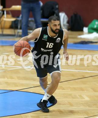 Basketball 2. Liga 2021/2022. Grunddurchgang 19. Runde.  KOS Celovec gegen  RAIDERS Tirol. Lisandro Pascasio (Tirol). Klagenfurt, am 12.3.2022.
Foto: Kuess
www.qspictures.net
---
pressefotos, pressefotografie, kuess, qs, qspictures, sport, bild, bilder, bilddatenbank