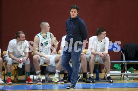 Basketball 2. Liga 2021/2022. Grunddurchgang 19. Runde.  KOS Celovec gegen  RAIDERS Tirol.  Trainer Rok Heiligstein (KOS). Klagenfurt, am 12.3.2022.
Foto: Kuess
www.qspictures.net
---
pressefotos, pressefotografie, kuess, qs, qspictures, sport, bild, bilder, bilddatenbank