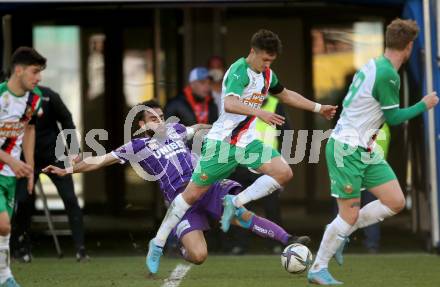 Fussball Bundesliga. Play-off. SK Austria Klagenfurt gegen Rapid Wien.  Koasmas Gkezos,  (Klagenfurt), Bernhard Zimmermann  (Rapid). Klagenfurt, am 13.3.2022.
Foto: Kuess
www.qspictures.net
---
pressefotos, pressefotografie, kuess, qs, qspictures, sport, bild, bilder, bilddatenbank