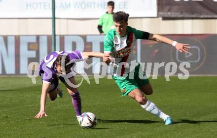 Fussball Bundesliga. Play-off. SK Austria Klagenfurt gegen Rapid Wien.  Alex Timossi Andersson, (Klagenfurt),   Bernhard Zimmermann  (Rapid). Klagenfurt, am 13.3.2022.
Foto: Kuess
www.qspictures.net
---
pressefotos, pressefotografie, kuess, qs, qspictures, sport, bild, bilder, bilddatenbank