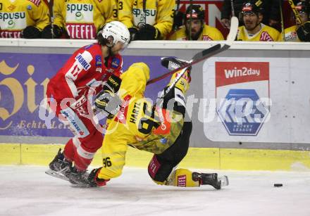 EBEL. Eishockey Bundesliga. KAC gegen	spusu Vienna Capitals. Manuel Ganahl, (KAC),  Nikolaus Hartl  (Vienna Capitals). Klagenfurt, am 20.3.2022.
Foto: Kuess
www.qspictures.net

---
pressefotos, pressefotografie, kuess, qs, qspictures, sport, bild, bilder, bilddatenbank