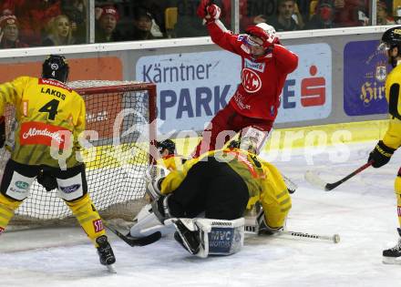 EBEL. Eishockey Bundesliga. KAC gegen	spusu Vienna Capitals. Torjubel Matthew Fraser (KAC). Klagenfurt, am 20.3.2022.
Foto: Kuess
www.qspictures.net

---
pressefotos, pressefotografie, kuess, qs, qspictures, sport, bild, bilder, bilddatenbank