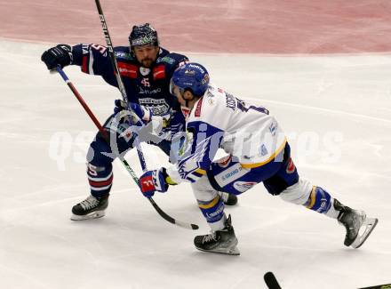 EBEL. Eishockey Bundesliga. VSV gegen Hydro Fehervar AV 19.  Scott Kosmachuk,  (VSV), Jesper Dahlroth  (Hydro Fehervar). Villach, am 24.3.2022.
Foto: Kuess
www.qspictures.net
---
pressefotos, pressefotografie, kuess, qs, qspictures, sport, bild, bilder, bilddatenbank