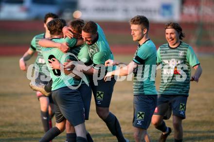 Fussball Kaerntner Liga. Voelkermarkt gegen Bleiburg. Torjubel Voelkermarkt. Voelkermarkt, 26.3.2022.
Foto: Kuess

---
pressefotos, pressefotografie, kuess, qs, qspictures, sport, bild, bilder, bilddatenbank