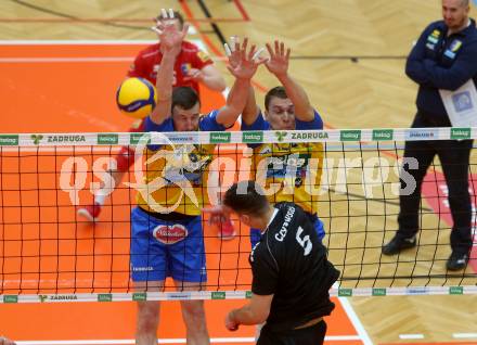 Volleyball. Austrian Volley League Men. SK Zadruga Aich/Dob gegen VCA Amstetten NOE.  Michal Hruska, Marek Gergely (Aich),  Jakub Czyzowski (Amstetten). Bleiburg, 2.4.2022.
Foto: Kuess
www.qspictures.net
---
pressefotos, pressefotografie, kuess, qs, qspictures, sport, bild, bilder, bilddatenbank