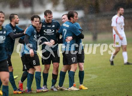 Fussball Kaerntner Liga. Kraig gegen Gmuend.  Torjubel Alexander Johannes Kampitsch (Kraig). Kraig, am 2.4.2022.
Foto: Kuess
---
pressefotos, pressefotografie, kuess, qs, qspictures, sport, bild, bilder, bilddatenbank