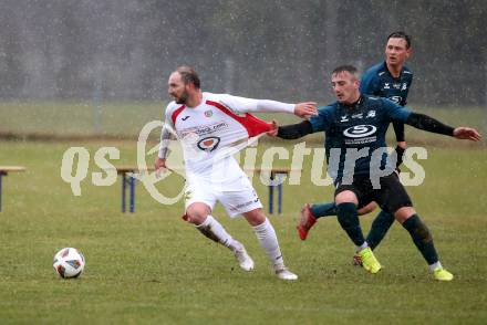 Fussball Kaerntner Liga. Kraig gegen Gmuend.  Imran Khazhmagamadov (Kraig), Andreas Marco Allmayer  (Gmuend). Kraig, am 2.4.2022.
Foto: Kuess
---
pressefotos, pressefotografie, kuess, qs, qspictures, sport, bild, bilder, bilddatenbank