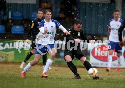 Fussball Regionalliga. Treibach gegen Spittal.  Lukas Maximilian Pippan (Treibach),  Florian Pingist (Spittal). Treibach, 2.4.2022.
Foto: Kuess
---
pressefotos, pressefotografie, kuess, qs, qspictures, sport, bild, bilder, bilddatenbank