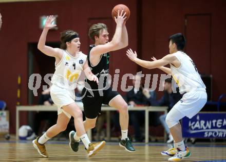 Basketball Zweite Liga 2021/2022. Playdown 2.  Woerthersee Piraten gegen Deutsch Wagram Alligators. Emilio Rozmann,  Levin Hu   (Piraten), Marius Witzmann  (Deutsch Wagram Alligators). Klagenfurt, am 9.4.2022. 
Foto: Kuess
www.qspictures.net

---
pressefotos, pressefotografie, kuess, qs, qspictures, sport, bild, bilder, bilddatenbank