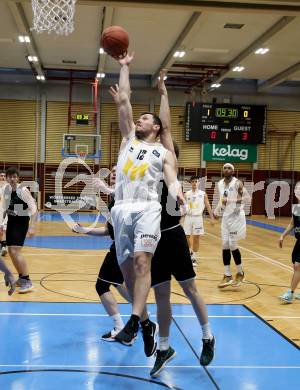 Basketball Zweite Liga 2021/2022. Playdown 2.  Woerthersee Piraten gegen Deutsch Wagram Alligators.  Jan-Arne Apschner (Piraten). Klagenfurt, am 9.4.2022. 
Foto: Kuess
www.qspictures.net

---
pressefotos, pressefotografie, kuess, qs, qspictures, sport, bild, bilder, bilddatenbank