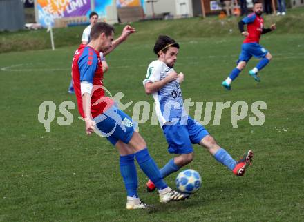 Fussball. 2. Klasse C.  Frantschach gegen Kraig.  Patrick Michael Zuber (Frantschach),  Raphael Helmut Floredo  (Kraig). Frantschach, 10.4.2022.
Foto: Kuess 
---
pressefotos, pressefotografie, kuess, qs, qspictures, sport, bild, bilder, bilddatenbank