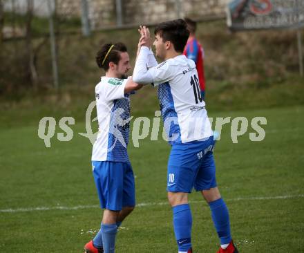 Fussball. 2. Klasse C.  Frantschach gegen Kraig.  Torjubel  Raphael Helmut Floredo (Kraig). Frantschach, 10.4.2022.
Foto: Kuess 
---
pressefotos, pressefotografie, kuess, qs, qspictures, sport, bild, bilder, bilddatenbank