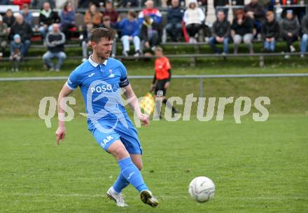 Fussball Kaerntner Liga. Bleiburg gegen SAK.  Darjan Aleksic (SAK). Bleiburg, 16.4.2022.
Foto: Kuess
---
pressefotos, pressefotografie, kuess, qs, qspictures, sport, bild, bilder, bilddatenbank