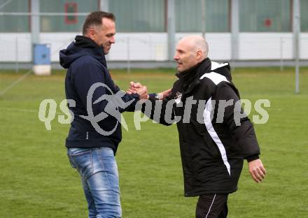 Fussball Kaerntner Liga. Bleiburg gegen SAK. Trainer Bernhard Huber   (Bleiburg),  Trainer Goran Jolic  (SAK). Bleiburg, 16.4.2022.
Foto: Kuess
---
pressefotos, pressefotografie, kuess, qs, qspictures, sport, bild, bilder, bilddatenbank