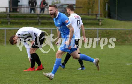 Fussball Kaerntner Liga. Bleiburg gegen SAK.  Torjubel Kristjan Sredojevic  (SAK). Bleiburg, 16.4.2022.
Foto: Kuess
---
pressefotos, pressefotografie, kuess, qs, qspictures, sport, bild, bilder, bilddatenbank