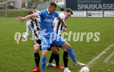 Fussball Kaerntner Liga. Bleiburg gegen SAK. Grega Klaric,  Mathias Robert Knauder (Bleiburg), Marko Gajic   (SAK). Bleiburg, 16.4.2022.
Foto: Kuess
---
pressefotos, pressefotografie, kuess, qs, qspictures, sport, bild, bilder, bilddatenbank