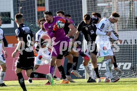 Fussball Bundesliga. Meistergruppe. WAC gegen Austria Klagenfurt. Michael Novak, (WAC), Phillip Menzel, Ivan Saravanja   (Klagenfurt). Wolfsberg, am 17.4.2022.
Foto: Kuess
www.qspictures.net
---
pressefotos, pressefotografie, kuess, qs, qspictures, sport, bild, bilder, bilddatenbank