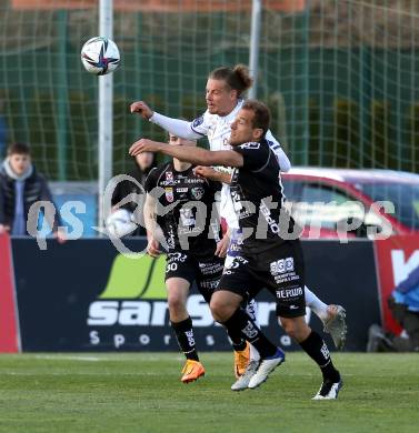 Fussball Bundesliga. Meistergruppe. WAC gegen Austria Klagenfurt. Mario Leitgeb,  (WAC), Patrick Greil  (Klagenfurt). Wolfsberg, am 17.4.2022.
Foto: Kuess
www.qspictures.net
---
pressefotos, pressefotografie, kuess, qs, qspictures, sport, bild, bilder, bilddatenbank