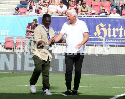 Fussball Bundesliga. Play-off. SK Austria Klagenfurt gegen FK Austria Wien.  Kasim Ramadhani, Anton Toni Polster. Klagenfurt, am 15.5.2022.
Foto: Kuess
www.qspictures.net
---
pressefotos, pressefotografie, kuess, qs, qspictures, sport, bild, bilder, bilddatenbank