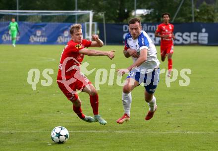 Fussball Regionalliga. Treibach gegen Kalsdorf.   Kevin Vaschauner (Treibach), Fabian Maurice Neuhold  (Kalsdorf). Treibach, am 10.6.2022.
Foto: Kuess
---
pressefotos, pressefotografie, kuess, qs, qspictures, sport, bild, bilder, bilddatenbank