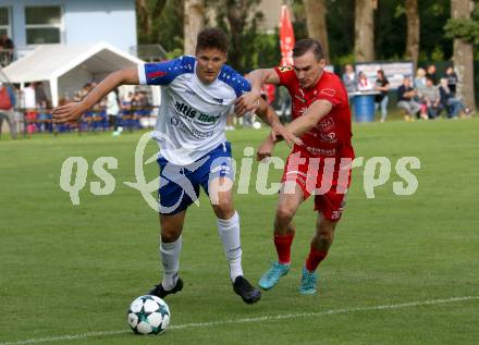 Fussball Regionalliga. Treibach gegen Kalsdorf.  Philipp Hoeberl  (Treibach),  Jure Volmajer (Kalsdorf). Treibach, am 10.6.2022.
Foto: Kuess
---
pressefotos, pressefotografie, kuess, qs, qspictures, sport, bild, bilder, bilddatenbank