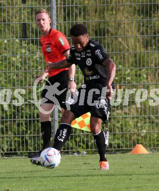 Fussball Testspiel. SK Austria Klagenfurt gegen VSV. Michael Blauensteiner  (Klagenfurt). Klagenfurt, am 29.6.2022.
Foto: Kuess
www.qspictures.net
---
pressefotos, pressefotografie, kuess, qs, qspictures, sport, bild, bilder, bilddatenbank