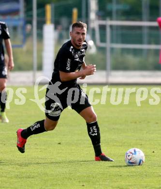 Fussball Testspiel. SK Austria Klagenfurt gegen VSV.  Turgay Gemicibasi (Klagenfurt). Klagenfurt, am 29.6.2022.
Foto: Kuess
www.qspictures.net
---
pressefotos, pressefotografie, kuess, qs, qspictures, sport, bild, bilder, bilddatenbank