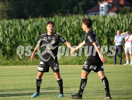 Fussball Testspiel. SK Austria Klagenfurt gegen Moosburg. Simon Straudi, Lukas Fridrikas. Moosburg, am 6.7.2022.
Foto: Kuess
---
pressefotos, pressefotografie, kuess, qs, qspictures, sport, bild, bilder, bilddatenbank