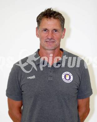 Fussball. Bundesliga. Austria Klagenfurt. Mannschaftsfototermin. Portrait.  Bernhard Sussitz.  Klagenfurt 8.7.2022.
Foto: Kuess
---
pressefotos, pressefotografie, kuess, qs, qspictures, sport, bild, bilder, bilddatenbank