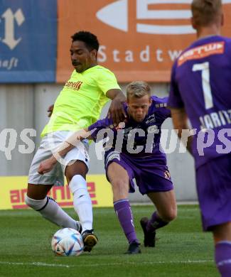 Fussball Testspiel. SK Austria Klagenfurt gegen Kaerntner Auswahl.   Christopher CVetko, (Austria Klagenfurt), Sandro (Auswahl) . KLagenfurt, am 9.7.2022.
Foto: Kuess
---
pressefotos, pressefotografie, kuess, qs, qspictures, sport, bild, bilder, bilddatenbank