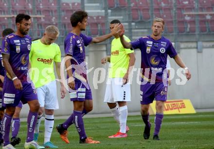 Fussball Testspiel. SK Austria Klagenfurt gegen Kaerntner Auswahl. Torjubel Thorsten Mahrer, Christopher Cvetko  (Austria Klagenfurt). KLagenfurt, am 9.7.2022.
Foto: Kuess
---
pressefotos, pressefotografie, kuess, qs, qspictures, sport, bild, bilder, bilddatenbank