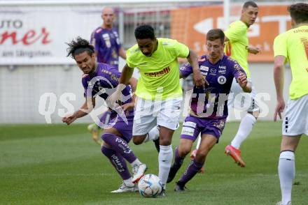 Fussball Testspiel. SK Austria Klagenfurt gegen Kaerntner Auswahl.  Maximiliano Moreira Romero, Till Schumacher (Austria Klagenfurt), Sandro Da Silva (Auswahl). KLagenfurt, am 9.7.2022.
Foto: Kuess
---
pressefotos, pressefotografie, kuess, qs, qspictures, sport, bild, bilder, bilddatenbank