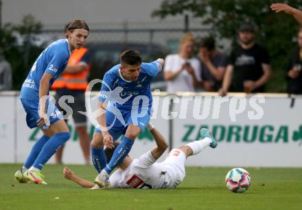 Fussball. OEFB Cup. SAK gegen Wiener Sport-Club. Hrvoje Jakovljevic,  (SAK),   Martin Pajaczkowski (Wiener Sport-Club). Klagenfurt, 15.7.2022.
Foto: Kuess
---
pressefotos, pressefotografie, kuess, qs, qspictures, sport, bild, bilder, bilddatenbank