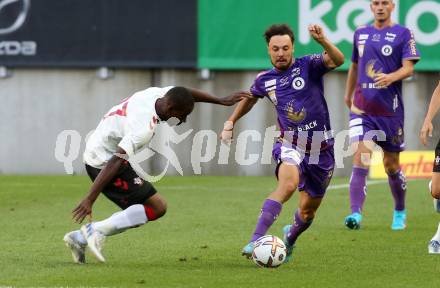 Fussball Testspiel. SK Austria Klagenfurt gegen FC Southampton.   Simon Straudi,  (Klagenfurt), Ibrahima Diallo  (FC Southampton). Klagenfurt, am 18.7.2022. 
Foto: Kuess

---
pressefotos, pressefotografie, kuess, qs, qspictures, sport, bild, bilder, bilddatenbank