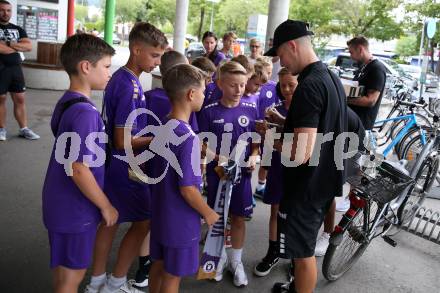 Fussball. Bundesliga. Austria Klagenfurt gegen Rapid Wien. Fabian Miesenboeck (Klagenfurt).  Klagenfurt, 31.7.2022.
Foto: Kuess
---
pressefotos, pressefotografie, kuess, qs, qspictures, sport, bild, bilder, bilddatenbank