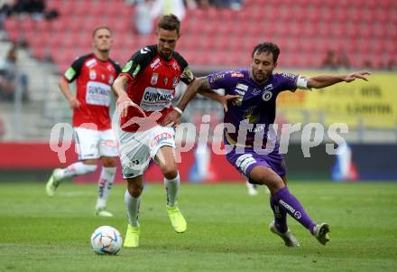 Fussball Bundesliga.  SK Austria Klagenfurt gegen SV Guntamatic Ried.   Markus Pink, (Klagenfurt),  Markus Lackner  (Ried). Klagenfurt, am 13.8.2022. 
Foto: Kuess

---
pressefotos, pressefotografie, kuess, qs, qspictures, sport, bild, bilder, bilddatenbank