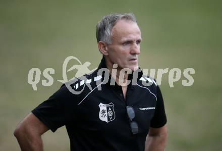 Fussball 2. Klasse C. St. Margarethen im Lavanttal gegen St. Paul. Trainer Martin Mayerhofer  (St.Margarethen).  St. Matgarethen, am 6.8.2022.
Foto: Kuess
---
pressefotos, pressefotografie, kuess, qs, qspictures, sport, bild, bilder, bilddatenbank