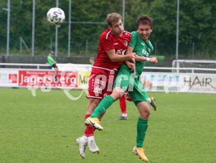 Fussball Kaerntner Liga. Landskron gegen ATSV Wolfsberg.  Philipp Gatti  (Landskron),  Noah Mueller  (Wolfsberg).  Landskron,  20.8.2022.
Foto: Kuess
---
pressefotos, pressefotografie, kuess, qs, qspictures, sport, bild, bilder, bilddatenbank