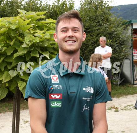 Klettern, Bouldern. Empfang Europameister Nicolai Uznik.  St. Johann,  21.8.2022.
Foto: Kuess
---
pressefotos, pressefotografie, kuess, qs, qspictures, sport, bild, bilder, bilddatenbank