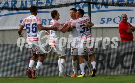 Fussball Bundesliga.  SK Austria Klagenfurt gegen FK Austria Wien.  Torjubel Martins Santos Da Grca Marvin, Reinhold Ranftl, Manfred Fischer (Wien). Klagenfurt, am 28.8.2022. 
Foto: Kuess

---
pressefotos, pressefotografie, kuess, qs, qspictures, sport, bild, bilder, bilddatenbank