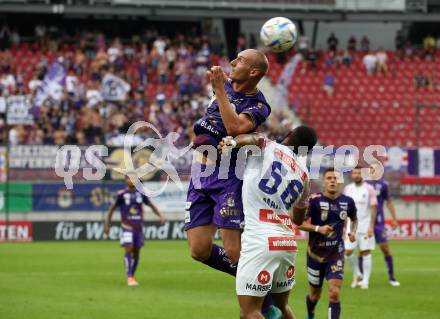 Fussball Bundesliga.  SK Austria Klagenfurt gegen FK Austria Wien.   Nicolas Wimmer, (Klagenfurt),   Martins Santos Da Graca Marvin  (Wien). Klagenfurt, am 28.8.2022. 
Foto: Kuess

---
pressefotos, pressefotografie, kuess, qs, qspictures, sport, bild, bilder, bilddatenbank